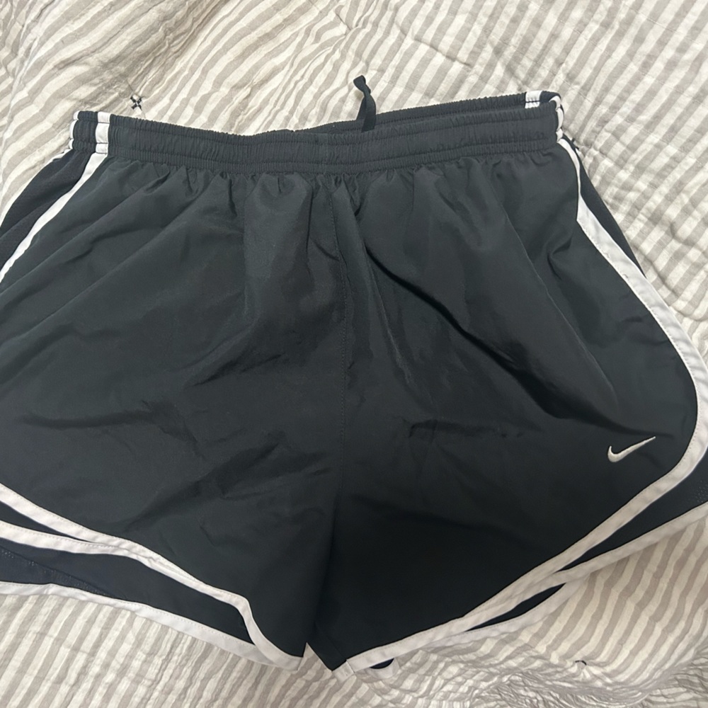 Women’s Nike tempo shorts